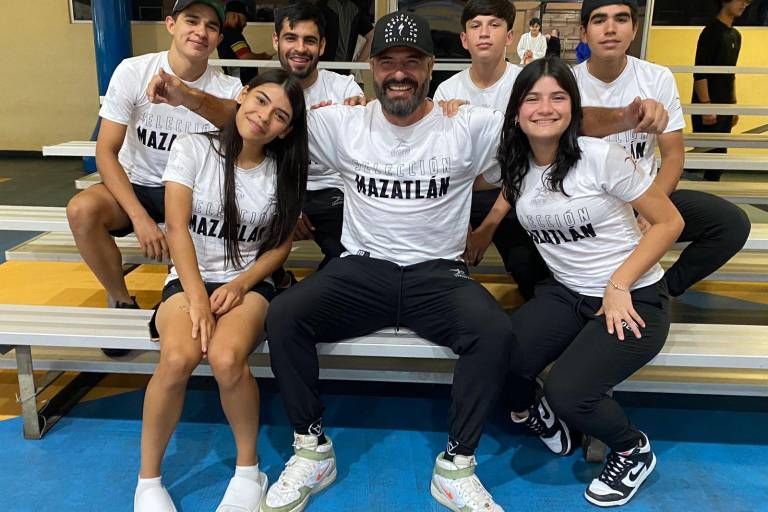 ‘Vamos a estar peleando por las medallas’: José Manuel García, entrenador mazatleco de ciclismo