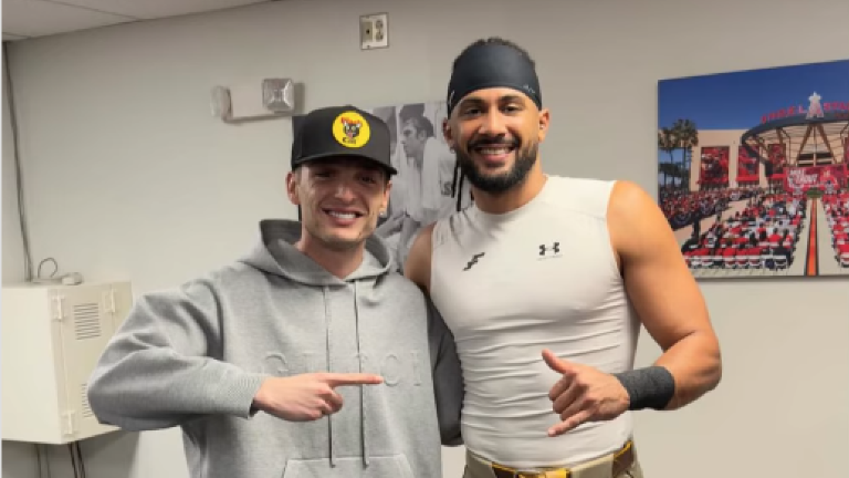 Peso Pluma y Fernando Tatis Jr.