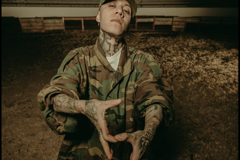 Critican a Santa Fe Klan por hacer disparos al aire en Navidad