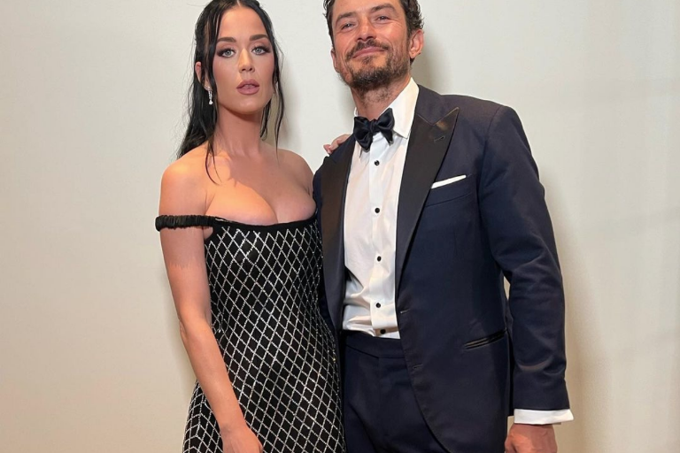 Katy Perry bebe tras tres meses de sobriedad