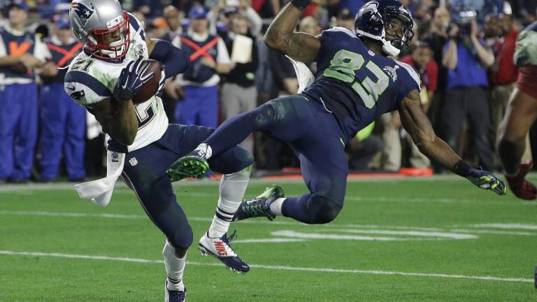 El defensivo Malcolm Butler, al momento de interceptar un pase de Ruseell Wilson para definir el Super Bowl XLIX en favor de los Patriots.
