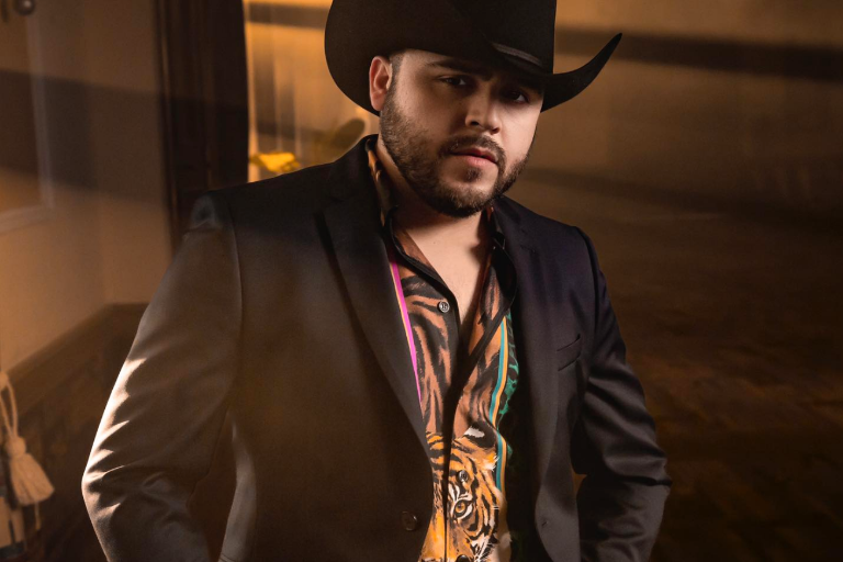 Lanza Gerardo Ortiz el tema ‘Ahí no era’