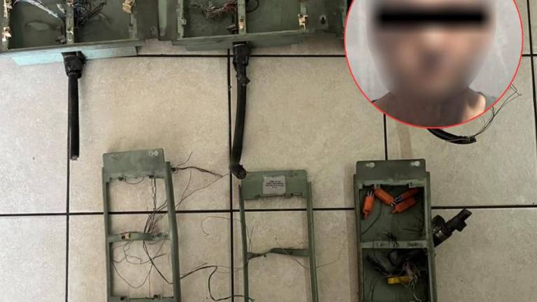 Policías municipales detuvieron a un hombre por presunto robo de cableado en el Centro de Culiacán.