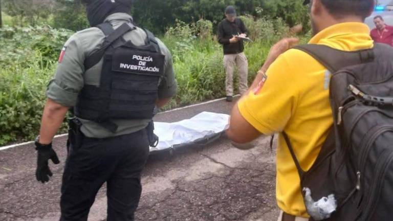 El cuerpo de Noemí fue localizado hasta la medianoche entre la maleza, junto a su bicicleta.