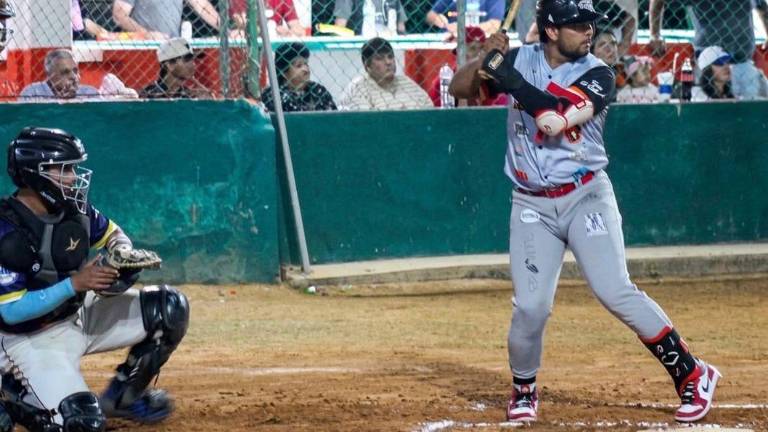 La Liga de Beisbol Nocturna Clase Abierta de la LMBS Pro ofrece encuentros de mucha calidad en los campos del Club Sarabia.
