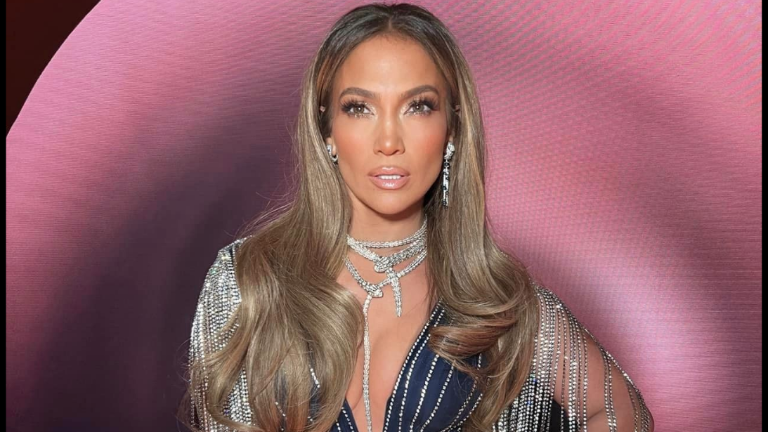 Jennifer López lanzará su próximo disco en el verano.