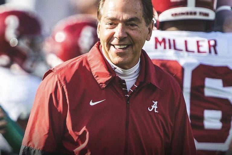 Nick Saban anuncia que se retira como entrenador en jefe de Alabama