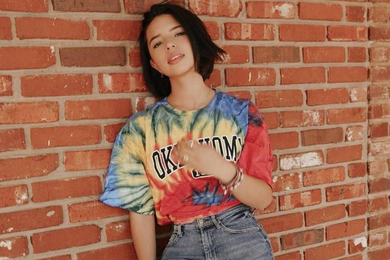 Ángela Aguilar asegura su cabello