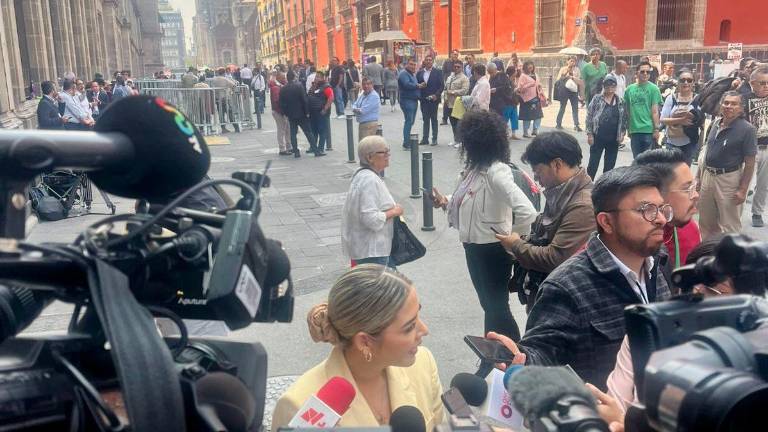 La Presidenta Municipal de Mazatlán, Estrella Palacios Domínguez, estuvo presente la mañana de este martes en una reunión encabezada por la Presidenta Claudia Sheinbaum.