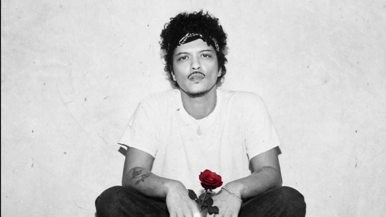 Bruno Mars regresa a México con cuatro conciertos.