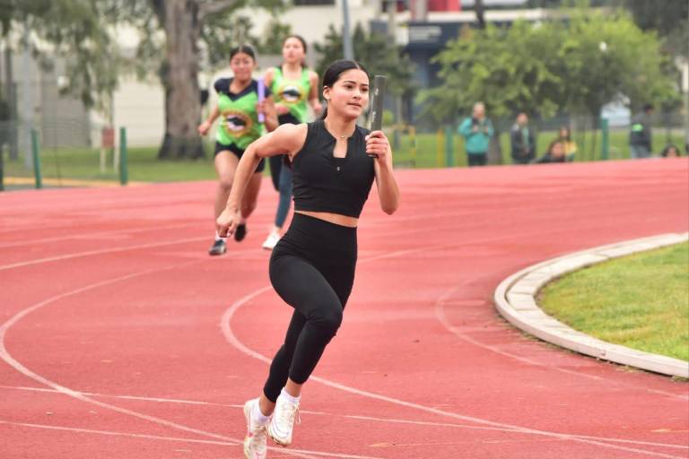 Brillan atletas mazatlecos en tierras regias