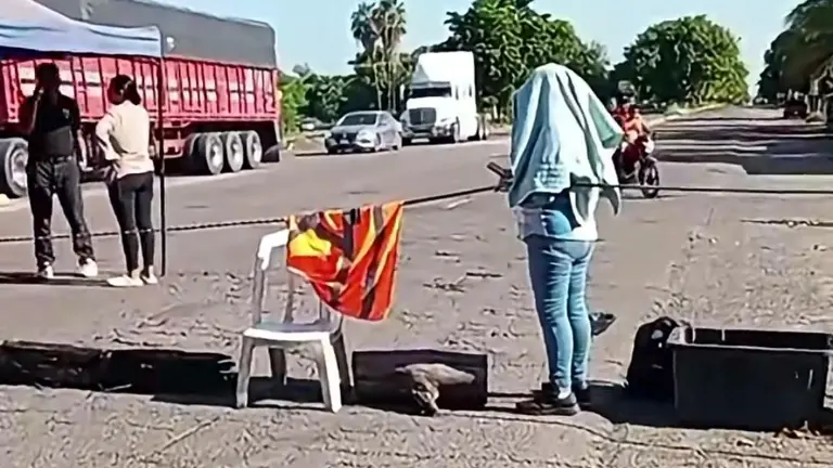 Los manifestantes detallaron que la falta de electricidad ha generado un efecto dominó que ya los mantiene en un estado de vulnerabilidad.