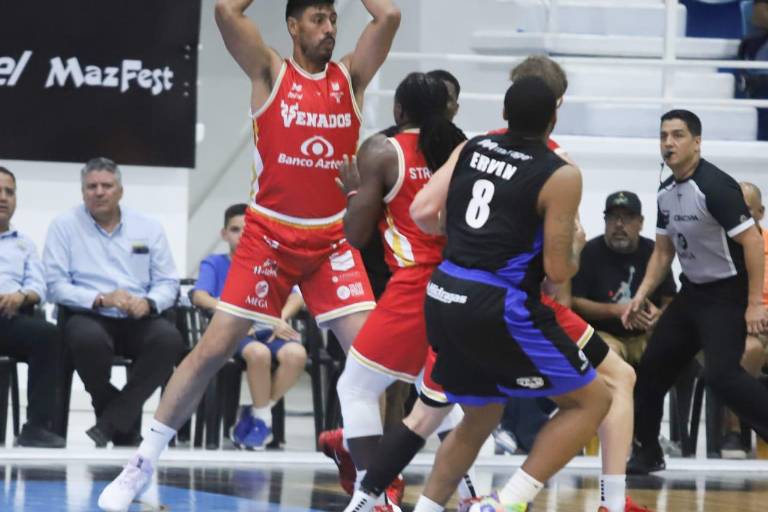 Venados Basketball se lleva la serie en casa, en debut de Gustavo Ayón