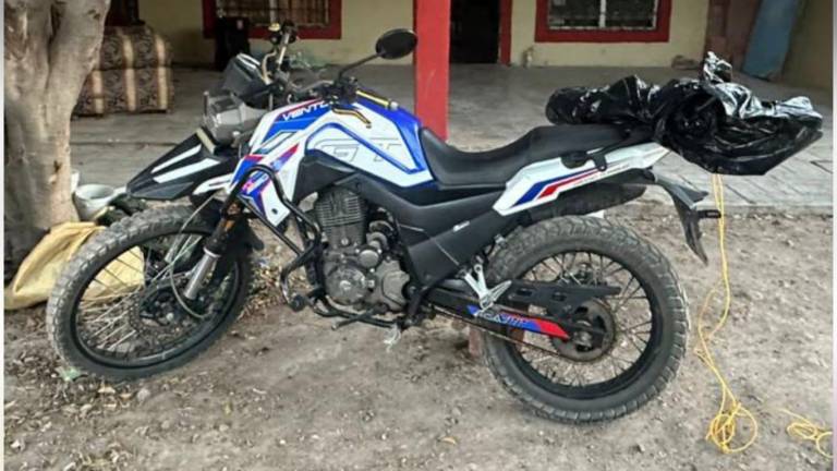 Las personas, la unidad ligera y demás objetos de delito, fueron puestos a disposición del Ministerio Público Federal para llevar a cabo las diligencias pertinentes.