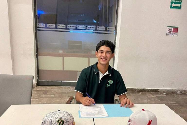 El sueño comienza: Cuatro peloteros de la Academia Venados firman profesional