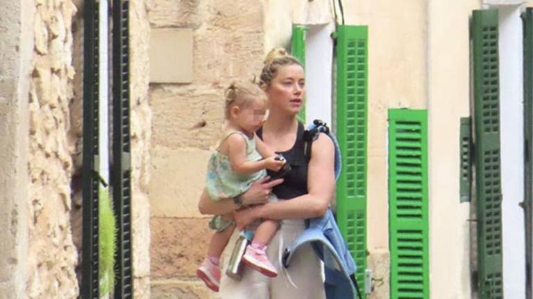 Amber Heard radica ahora en una isla de Mallorca.