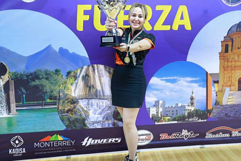 Se corona Lili Robles en Nacional de Primera Fuerza de Boliche 2025