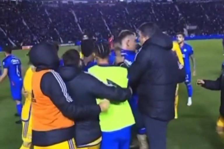 ‘Cachan’ a Siboldi soltando una patada a Ditta (VIDEO)