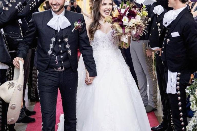 Camila Fernández comparte divertido video luciendo su embarazo