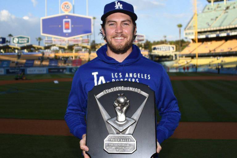 ¡Bombazo! Trevor Bauer lanzará por Diablos Rojos ante Yanquis