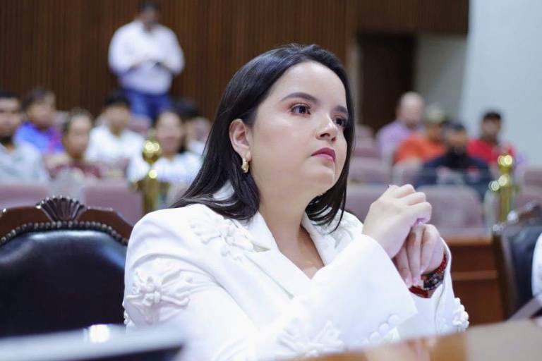 Considera Cinthia Valenzuela que proceso de expulsión del PRI es tema político