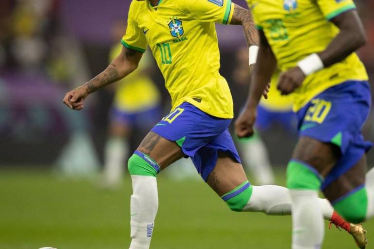 Neymar y Danilo, fuera del partido de Brasil contra Suiza