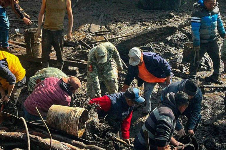 Deslave de cerro en Jilotzingo, Edomex, deja a una bebé sin vida y 12 personas desaparecidas