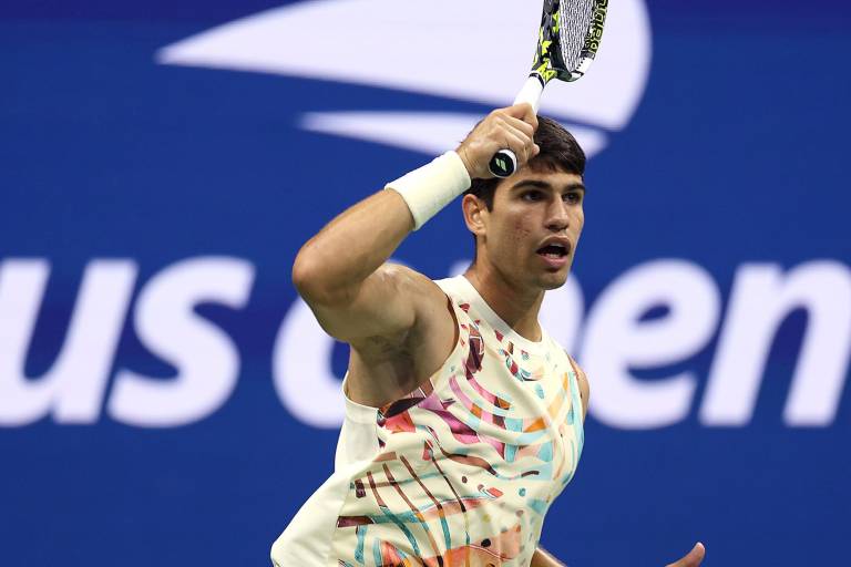 Alcaraz avanza a la segunda ronda de US Open y critica el comportamiento de Rubiales