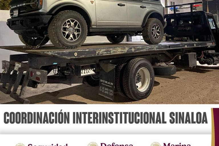 Recuperan un vehículo minutos después de haber sido robado, en Culiacán