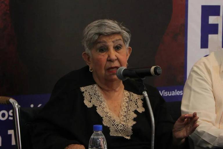Comparte Irma Garmendia su humor en ‘Antología’