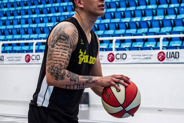 Murrieta y Carrillo se integran a la pretemporada de Venados Basketball