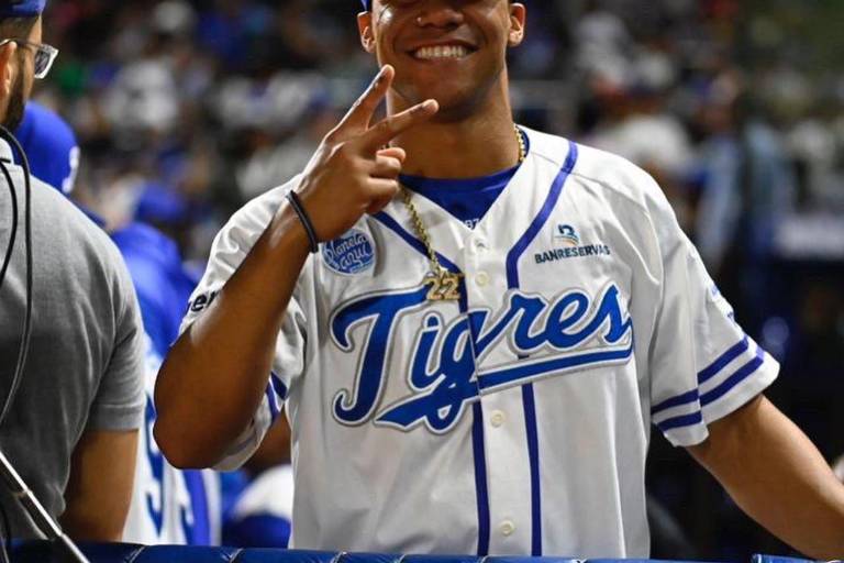 Padres niegan permiso a Juan Soto para jugar con el Licey