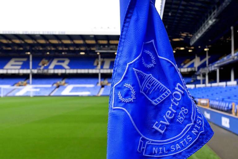 La Premier League reduce de 10 a 6 puntos la sanción del Everton