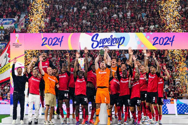 Bayer Leverkusen se corona en Supercopa alemana tras vencer a Stuttgart en penaltis