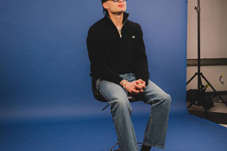 Peso Pluma lanza su nuevo disco ‘Éxodo’; colabora en tema Kenia Os