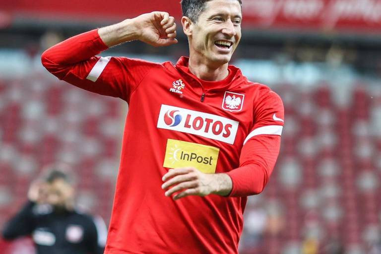 Robert Lewandowski encabeza convocatoria de Polonia para Qatar 2022