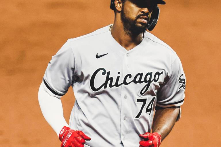 Eloy Jiménez se perderá entre cinco y seis meses de campaña