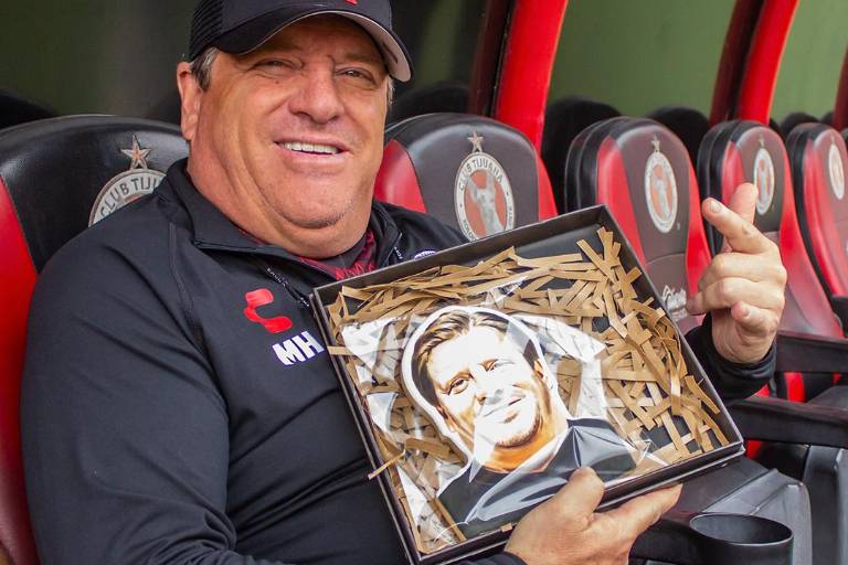Xolos hace oficial la salida de Miguel Herrera