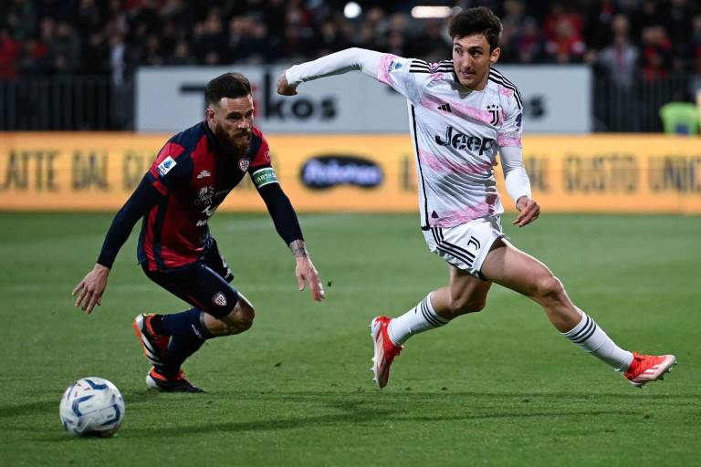 Juventus rescata un punto en su visita al Cagliari