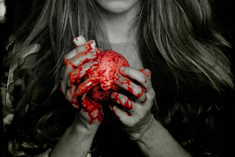 Filtran letra de ‘Monotonía’ antes del estreno este miércoles