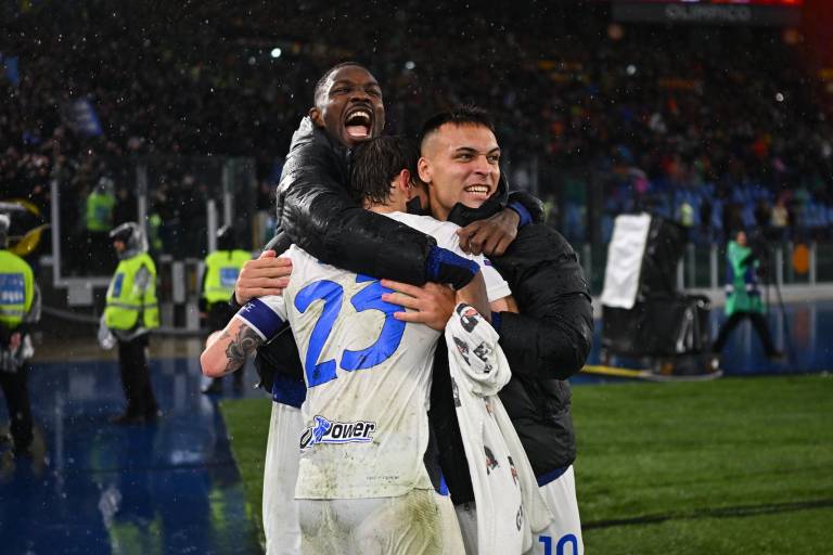 El Inter acaba con el invicto de De Rossi y acerca el ‘Scudetto’