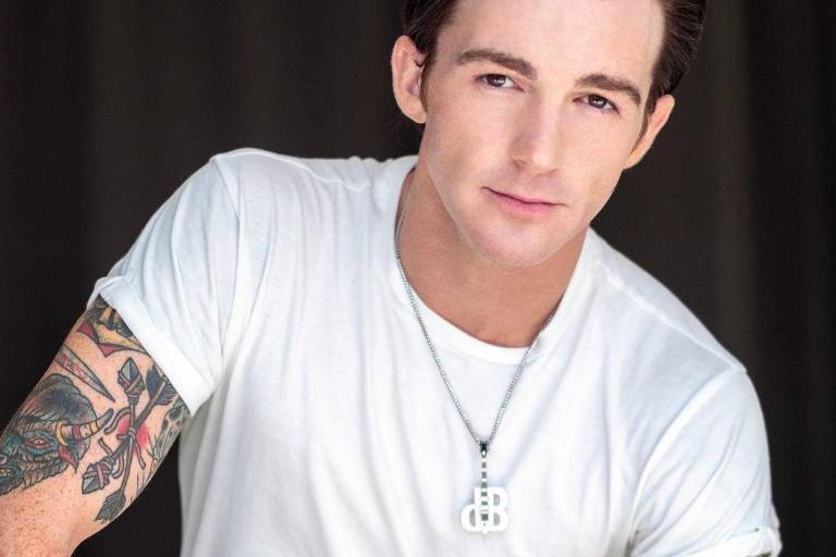Drake Bell es arrestado; lo acusan de cometer delitos contra menores de edad