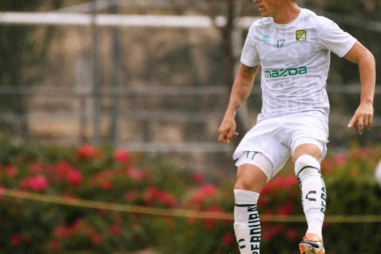 Andrés Guardado sale del retiro y regresa con el León para el Clausura 2025