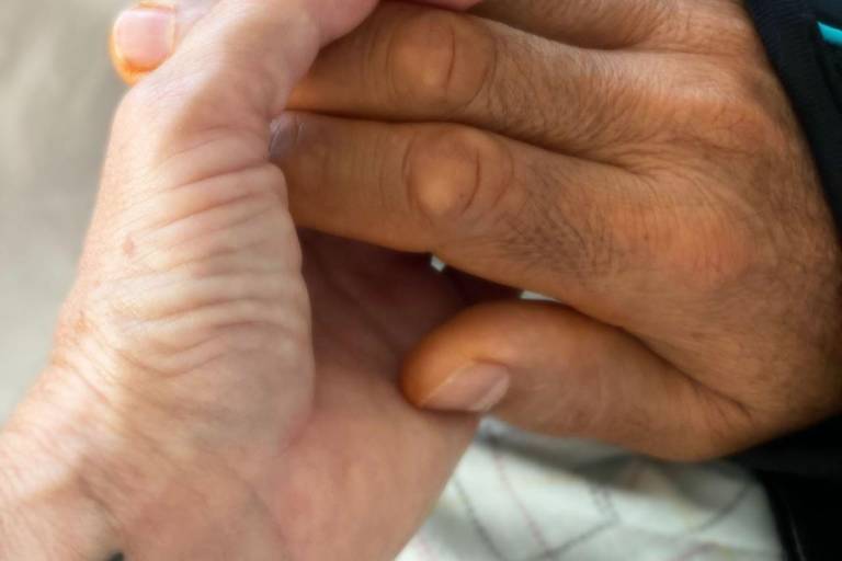 Se recupera Eugenio Derbez tras su operación del hombro