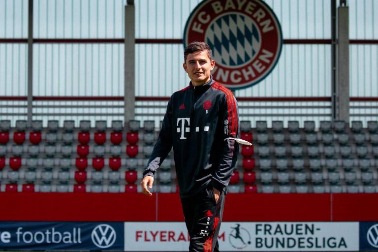 Manuel Trinidad Aguilar Peña, de un inicio complicado por entrar al mundo del futbol a mostrarse con el Bayern Múnich