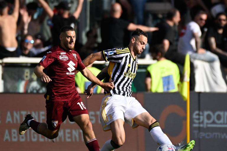 Vlahovic y la Juventus dejan escapar al Torino