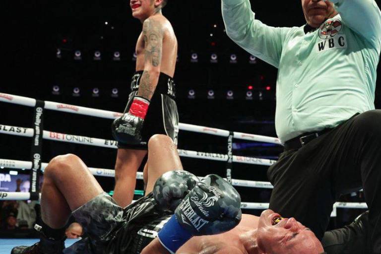 Jesse Rodríguez pulveriza al ‘Gallo’ Estrada con poderoso nocaut