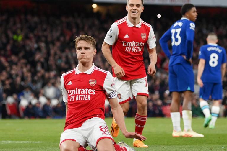 El Arsenal recupera la fe ante un bochornoso Chelsea