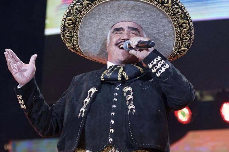 Familia celebra la vida de Vicente Fernández en el rancho Los Tres Potrillos
