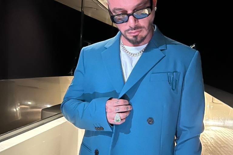 J Balvin abrirá el concierto previo al kickoff de la NFL 2022